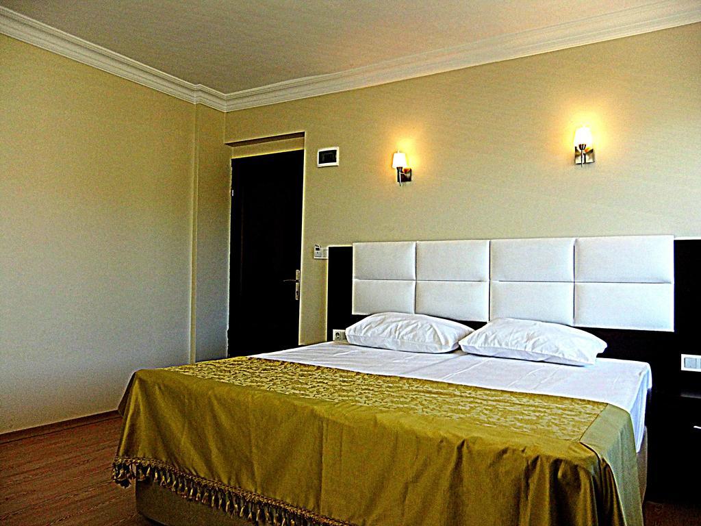 Uzunhan Hotel Ayvalı Zewnętrze zdjęcie