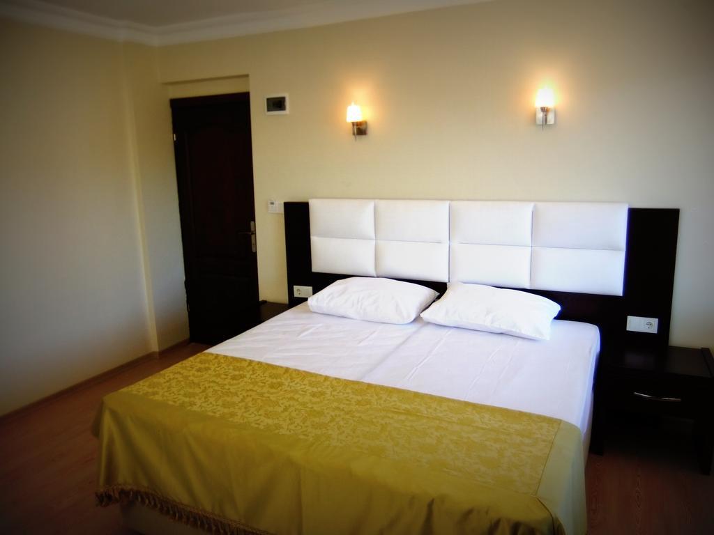 Uzunhan Hotel Ayvalı Zewnętrze zdjęcie