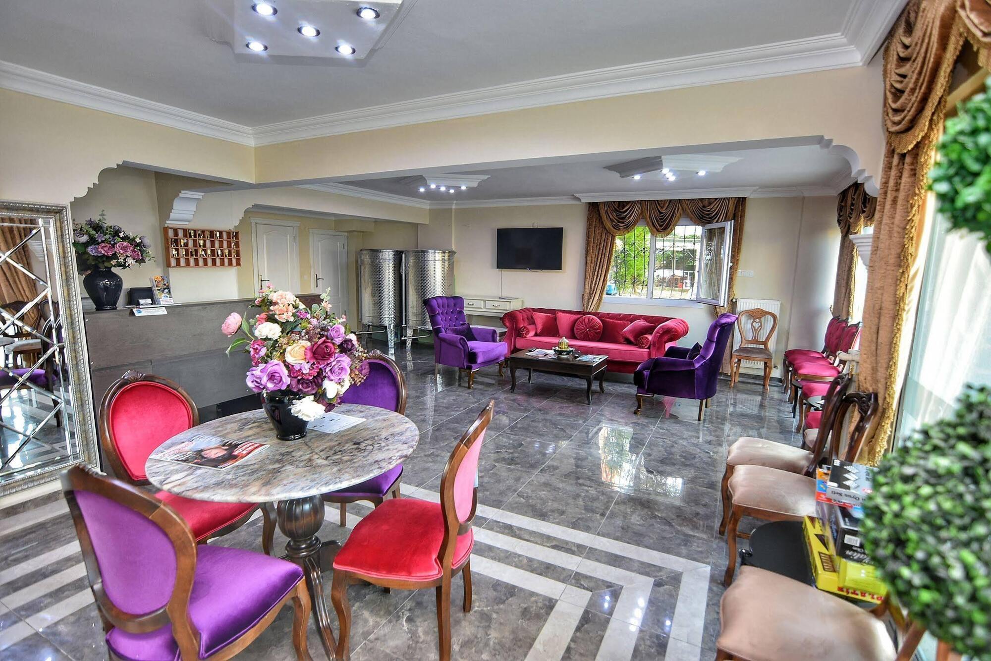 Uzunhan Hotel Ayvalı Zewnętrze zdjęcie